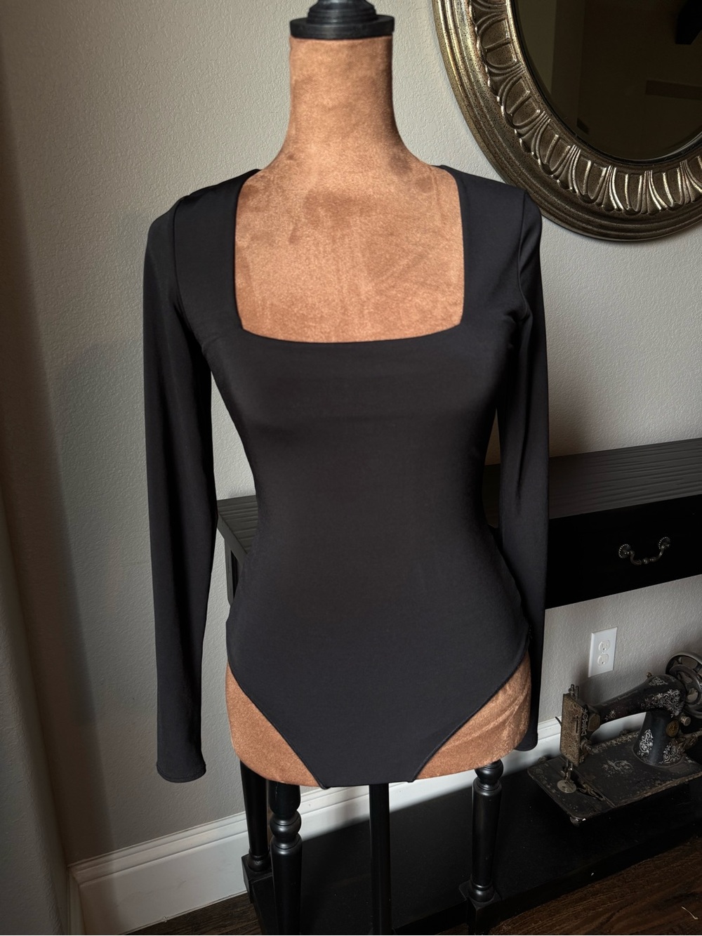 Show Me Your MuMu Black Long-Sleeve Square-Neck Thong Bodysuit Small
